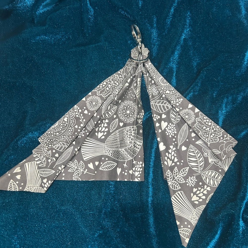 Matt & Nat Gray Patterned Keychain Accessory